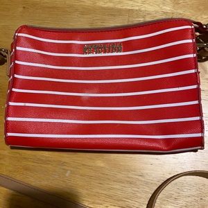 Kenneth Cole Crossbody